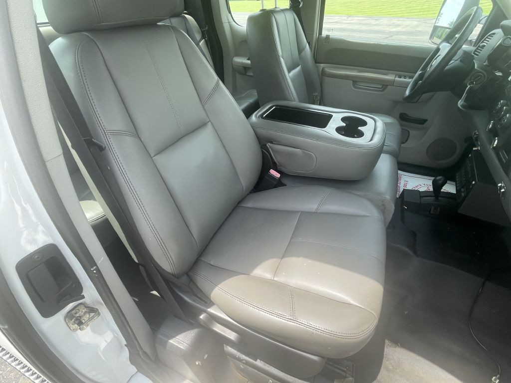 2010 Chevrolet Silverado 1500 Image 13