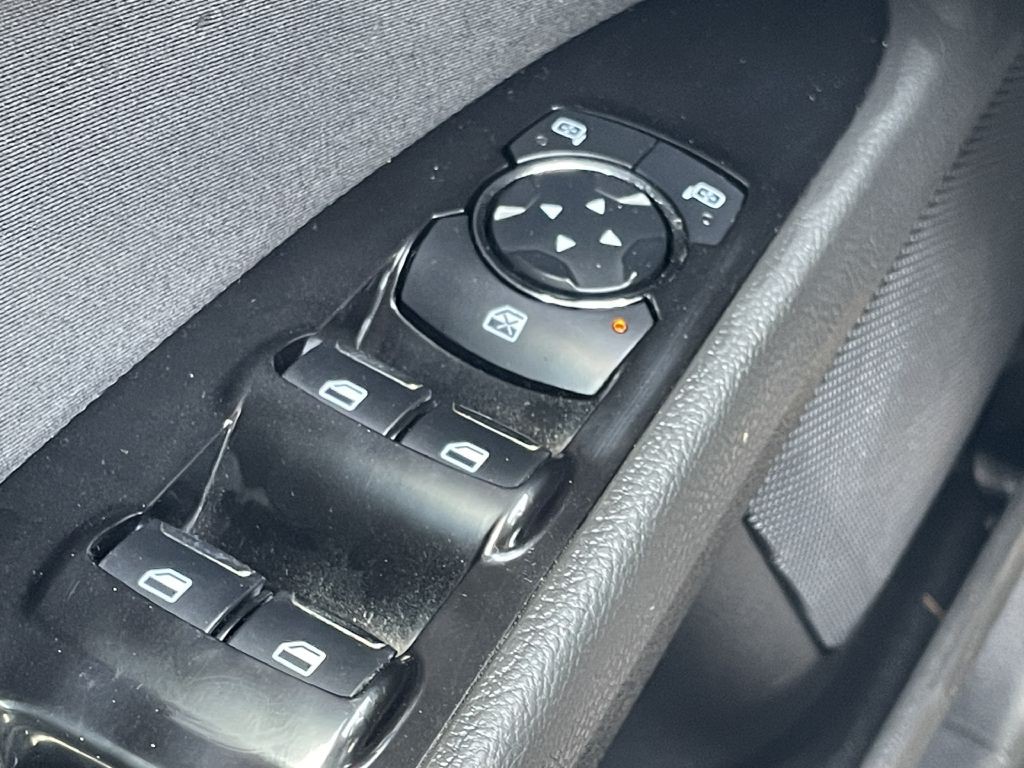 2013 Ford Fusion Image 16