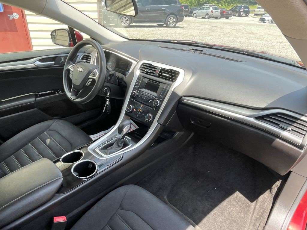 2013 Ford Fusion Image 19