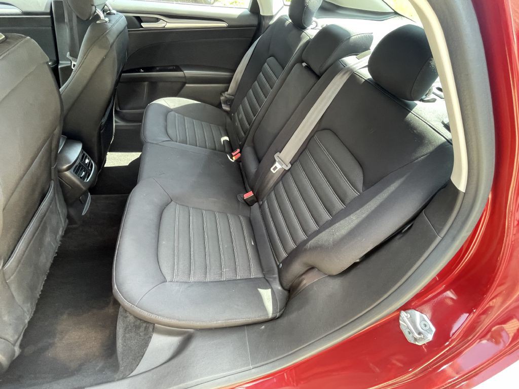 2013 Ford Fusion Image 21