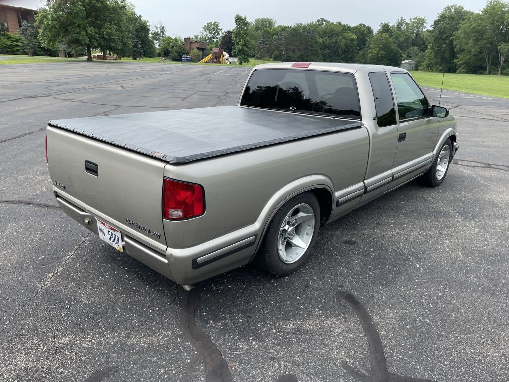 1999 Chevrolet S10 Image 5