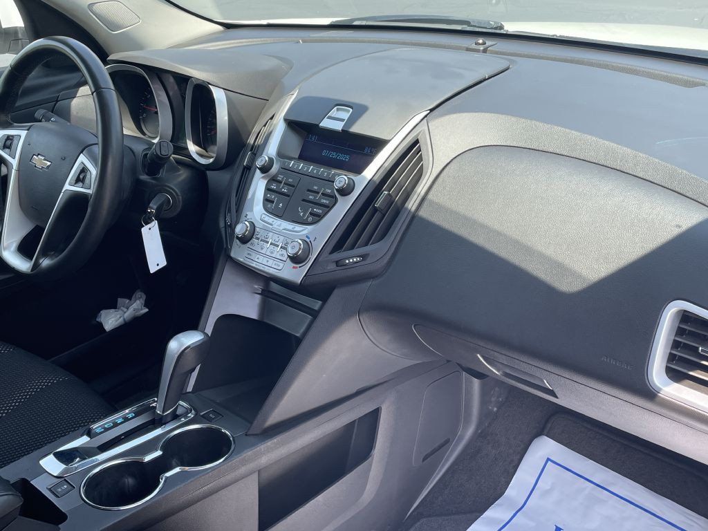 2011 Chevrolet Equinox Image 12