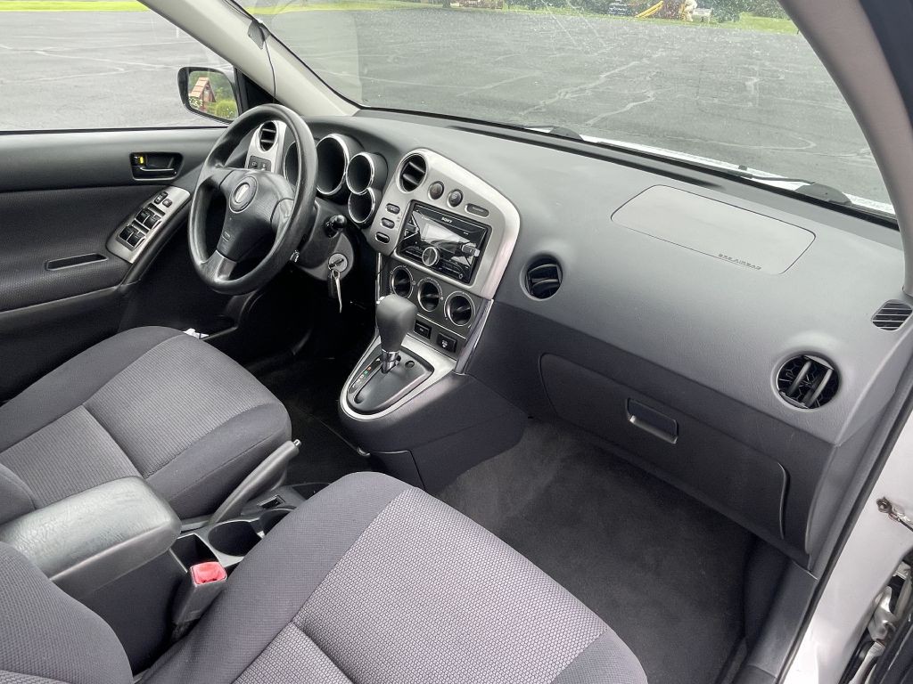 2006 Pontiac Vibe Image 11