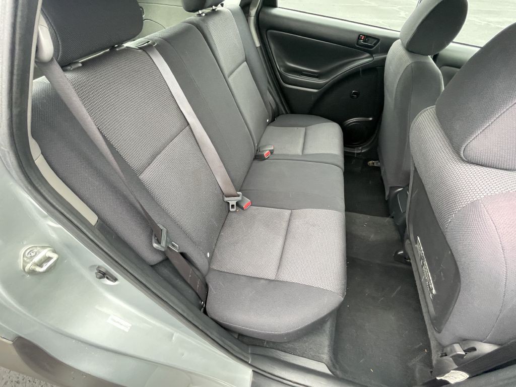 2006 Pontiac Vibe Image 16