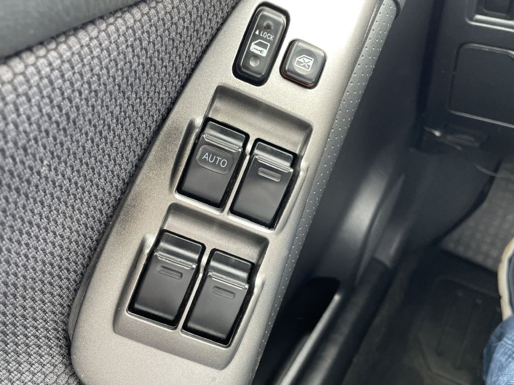 2006 Pontiac Vibe Image 18