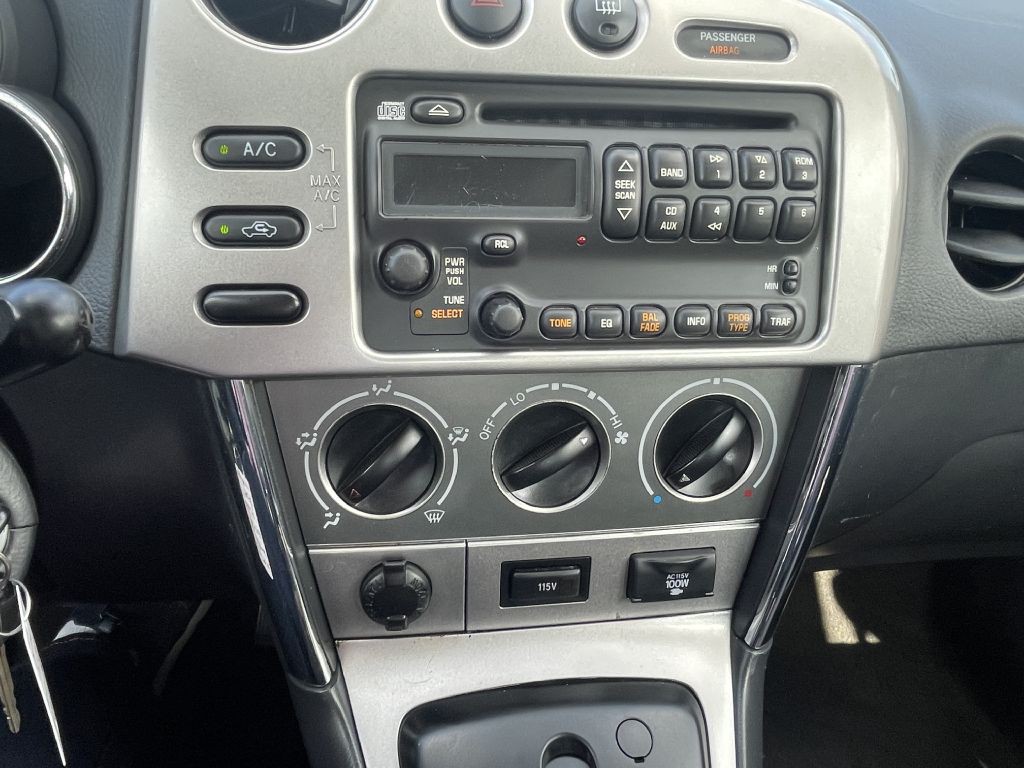 2006 Pontiac Vibe Image 18