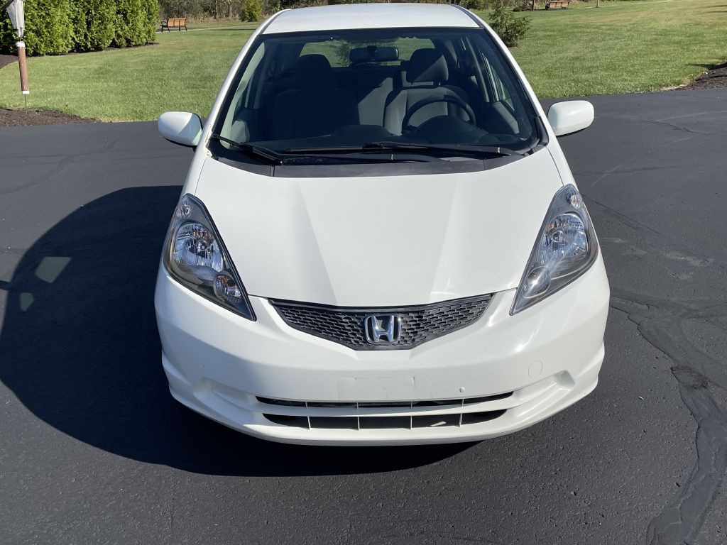 2013 Honda Fit Image 2