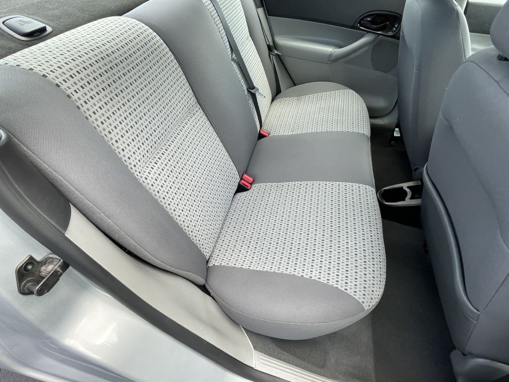2007 Ford Focus Image 11