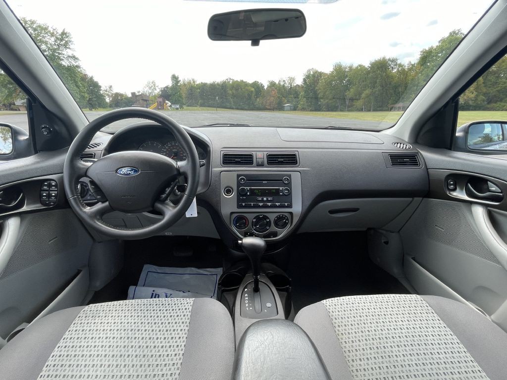 2007 Ford Focus Image 13