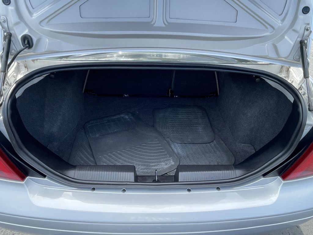 2007 Ford Focus Image 18