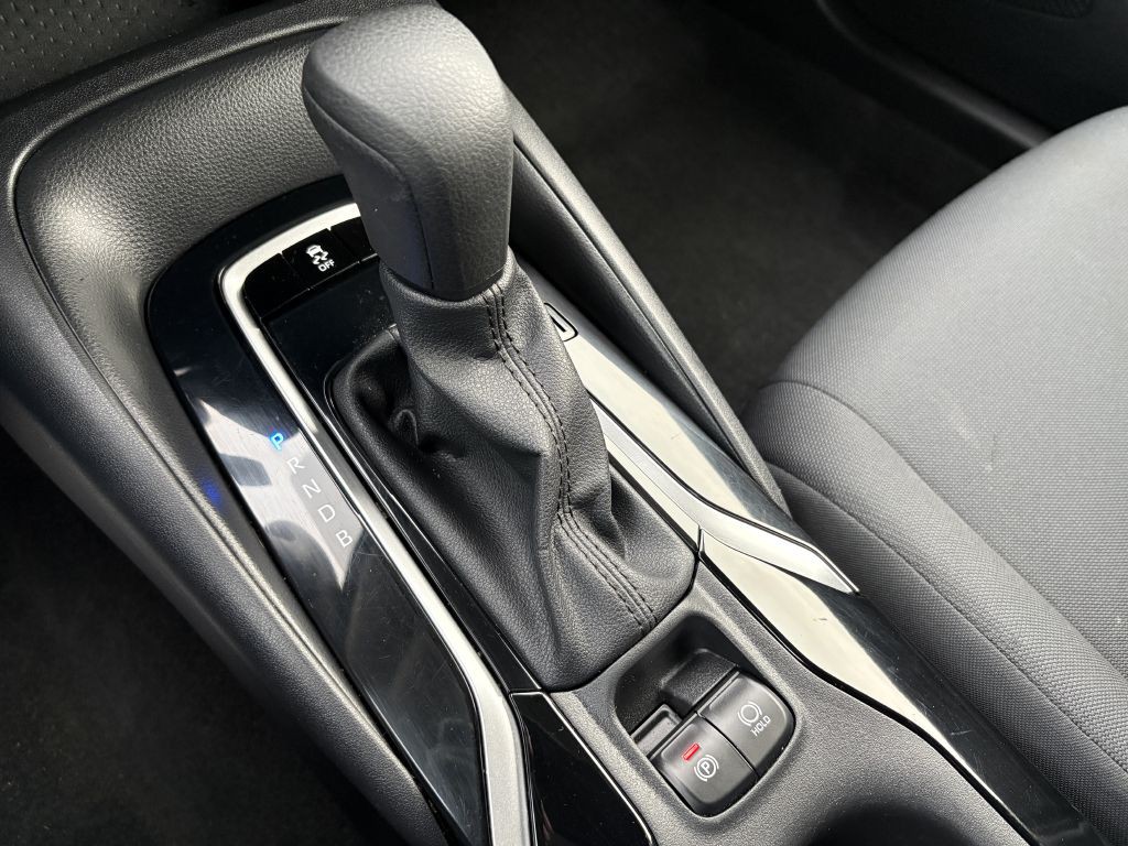 2011 Lexus ES Image 10