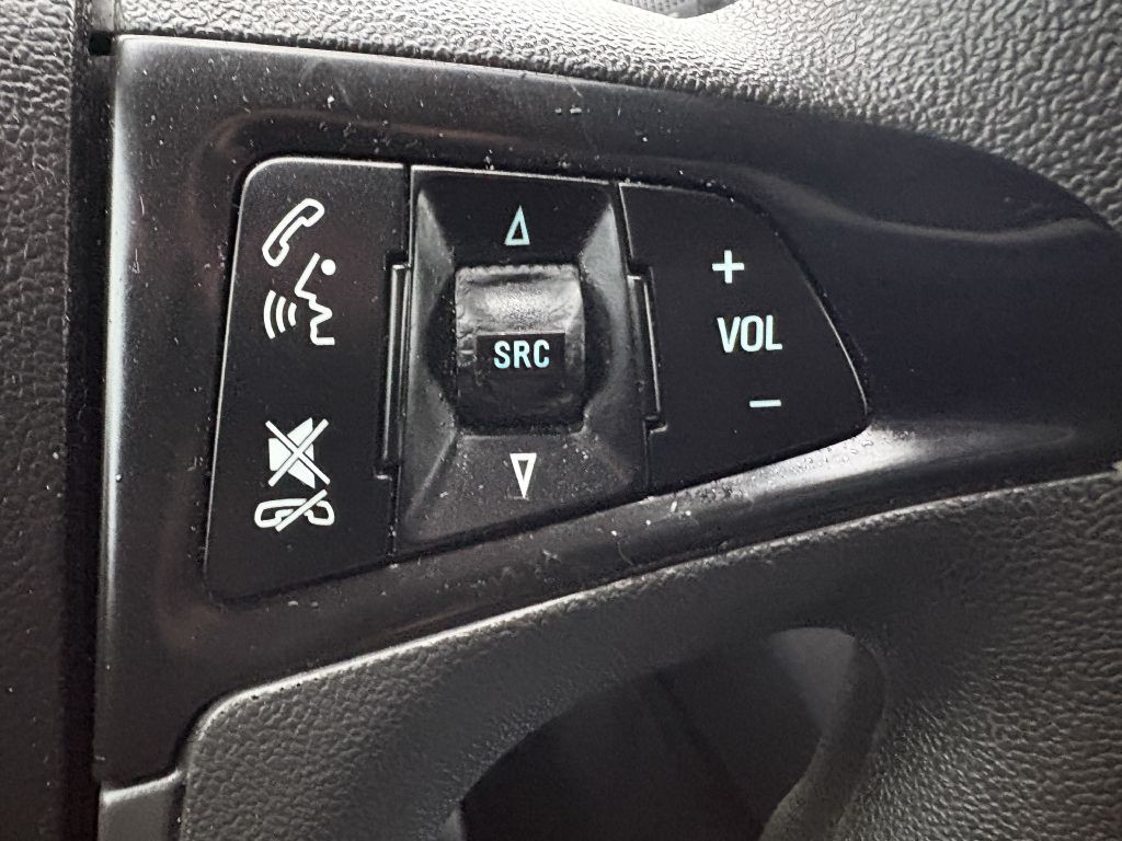 2015 Chevrolet Equinox Image 19