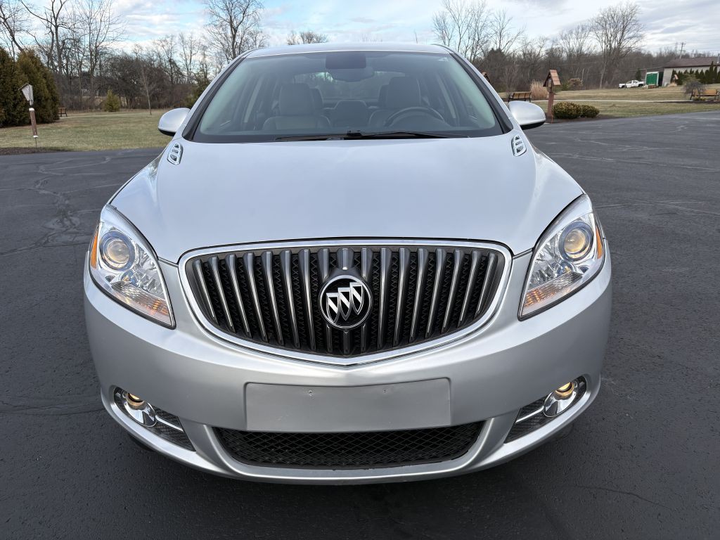 2014 Buick Verano Image 2