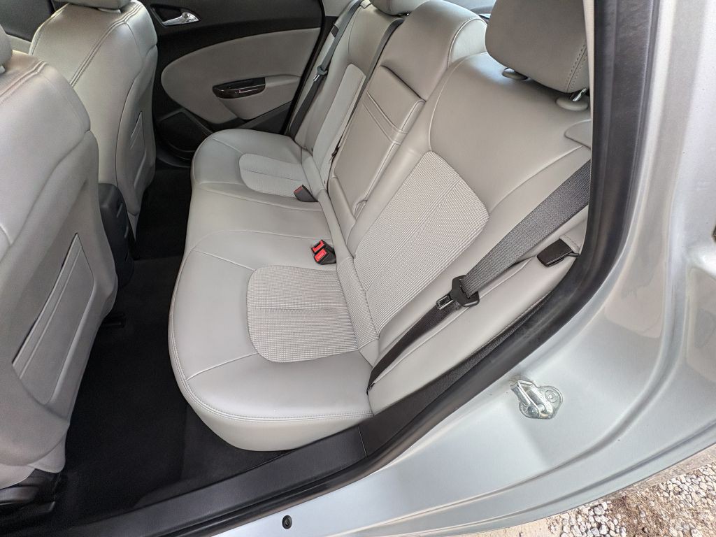 2014 Buick Verano Image 13