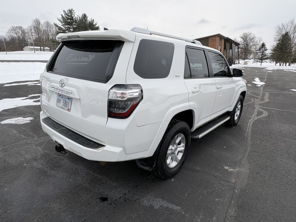 2016 Toyota 4Runner Image 5