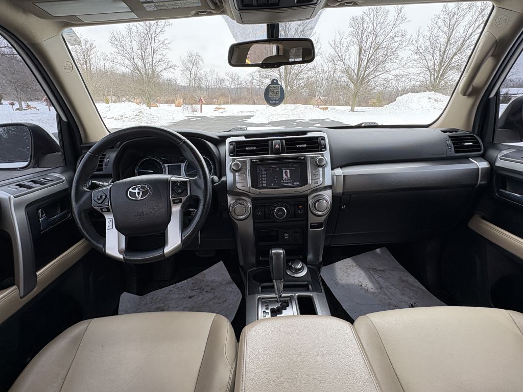 2016 Toyota 4Runner Image 14