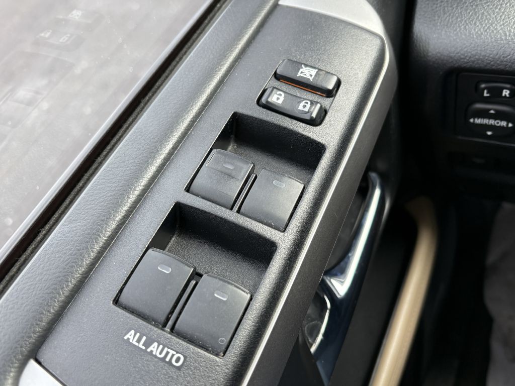 2016 Toyota 4Runner Image 21