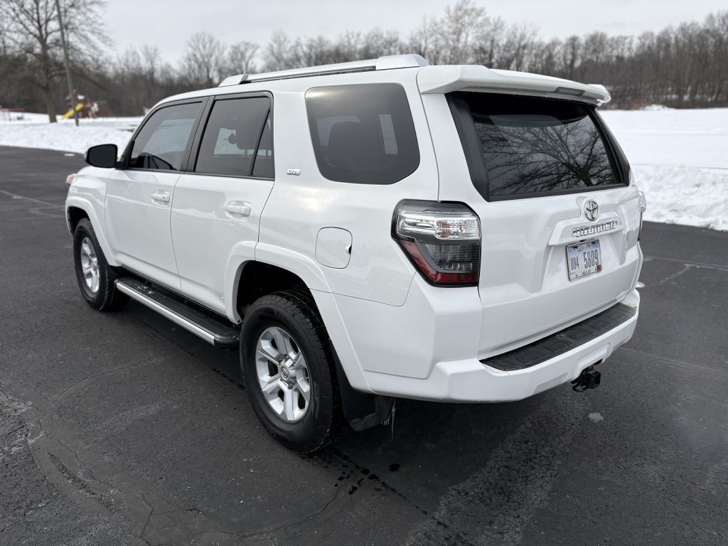 2016 Toyota 4Runner Image 24