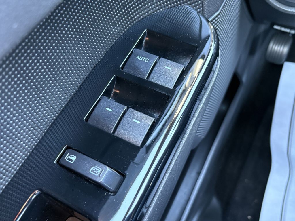 2011 Ford Escape Image 13
