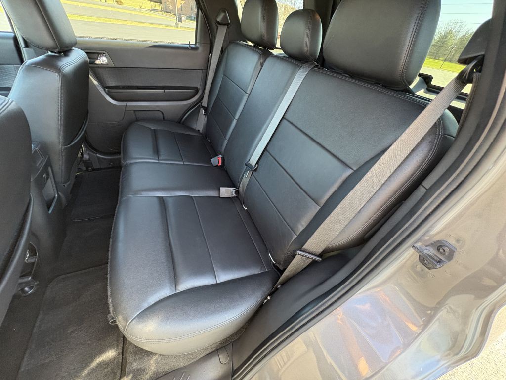 2011 Ford Escape Image 18