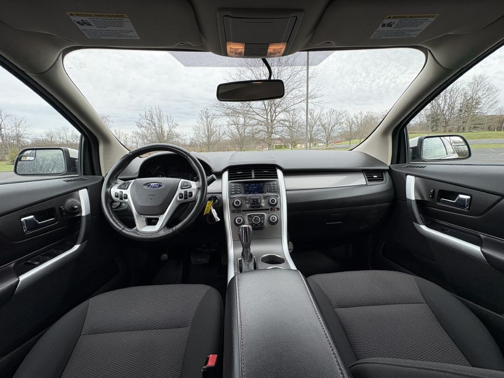 2011 Ford Edge Image 16