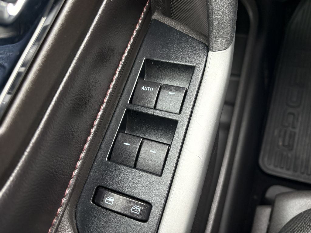 2011 Ford Edge Image 20
