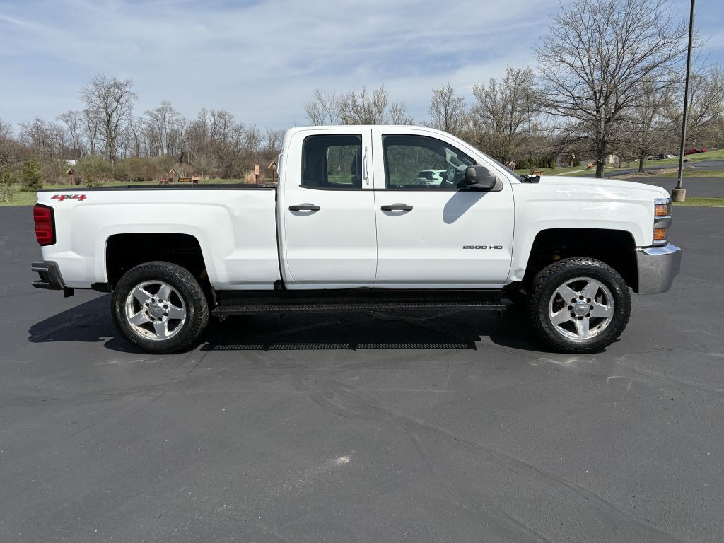 2017 Chevrolet Silverado 1500 Image 4