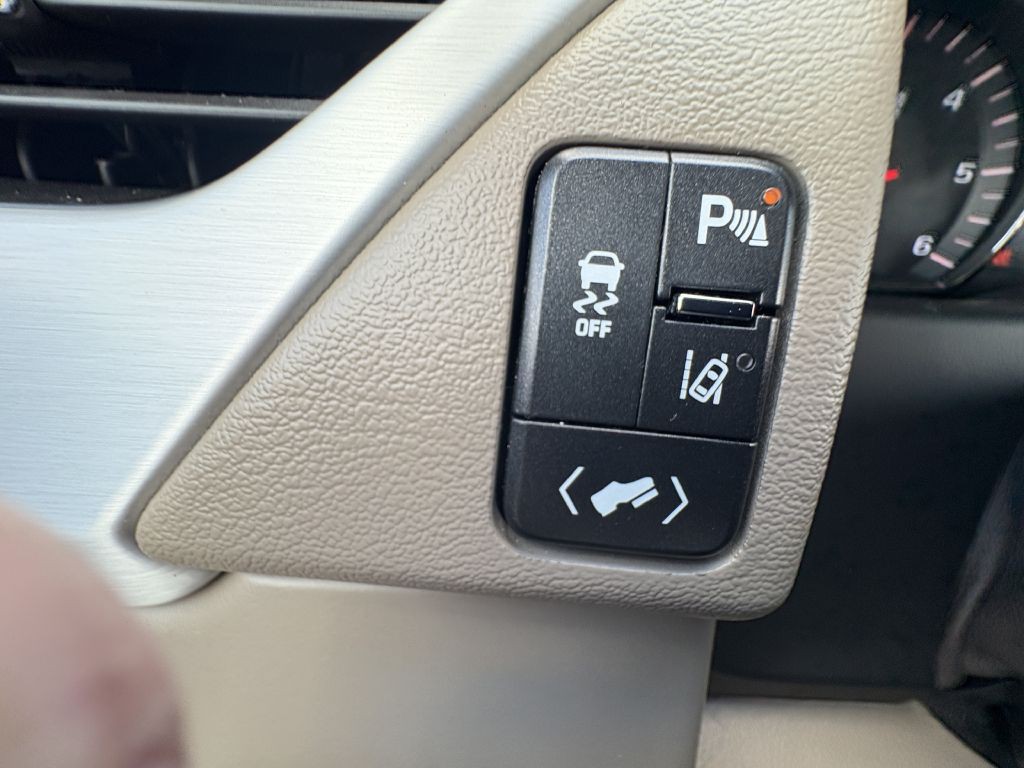 2015 GMC Yukon Image 28