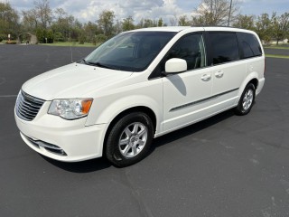 Image for 2013 Chrysler Town & Country Touring ID: 7376054
