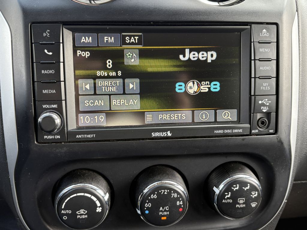 2017 Jeep Compass Image 14