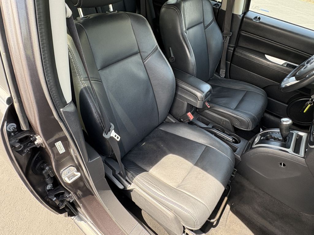 2017 Jeep Compass Image 19