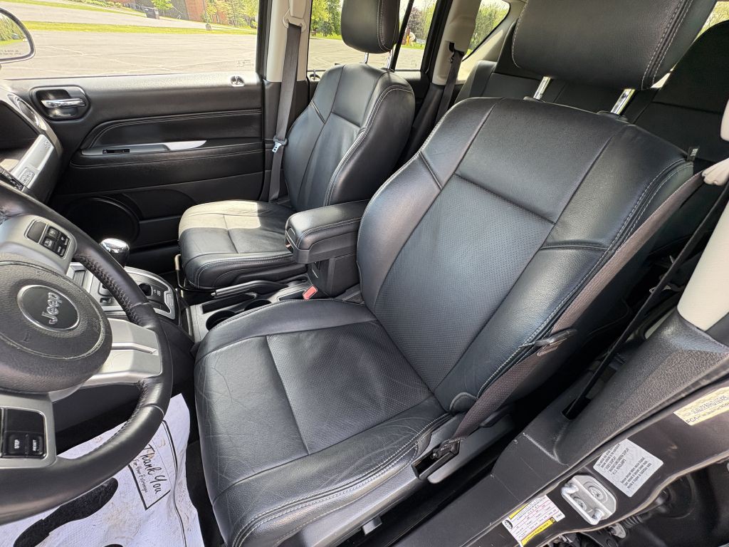 2017 Jeep Compass Image 20