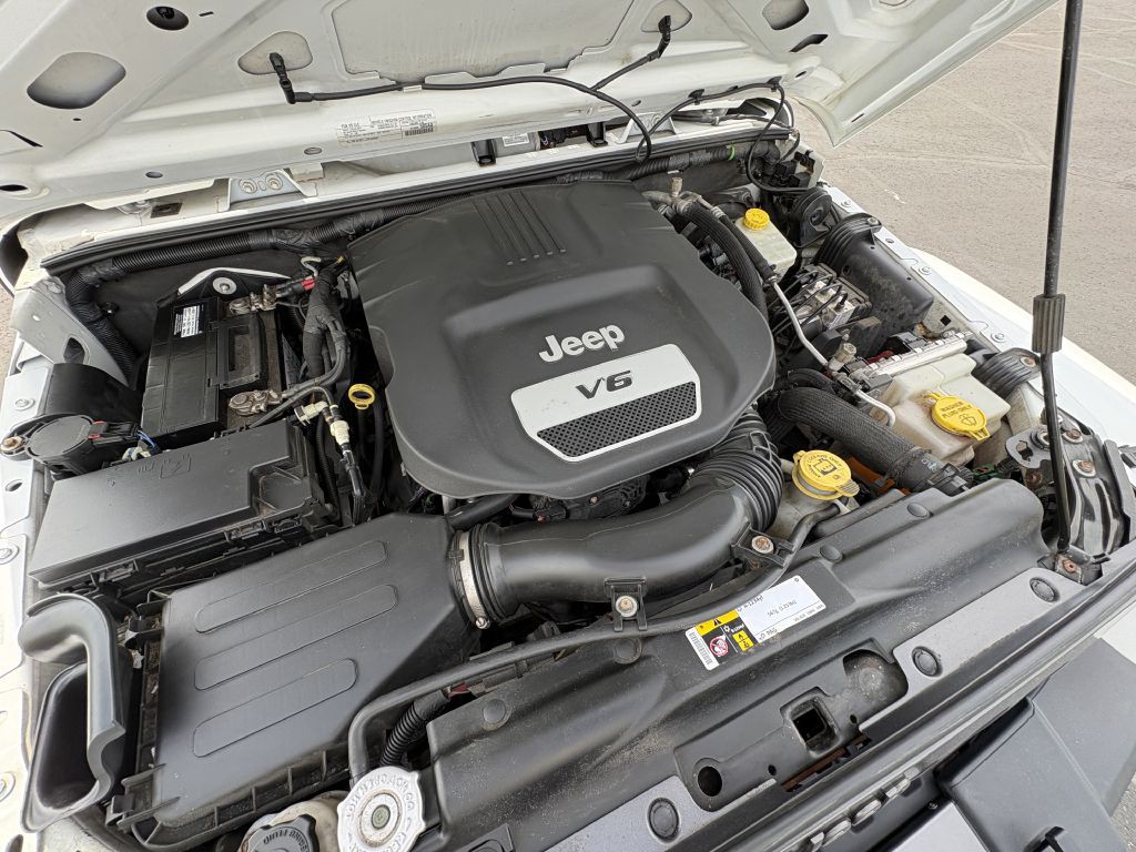 2016 Jeep Wrangler Unlimited Image 15
