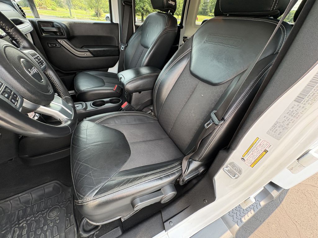 2016 Jeep Wrangler Unlimited Image 35