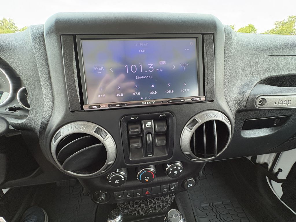 2016 Jeep Wrangler Unlimited Image 41