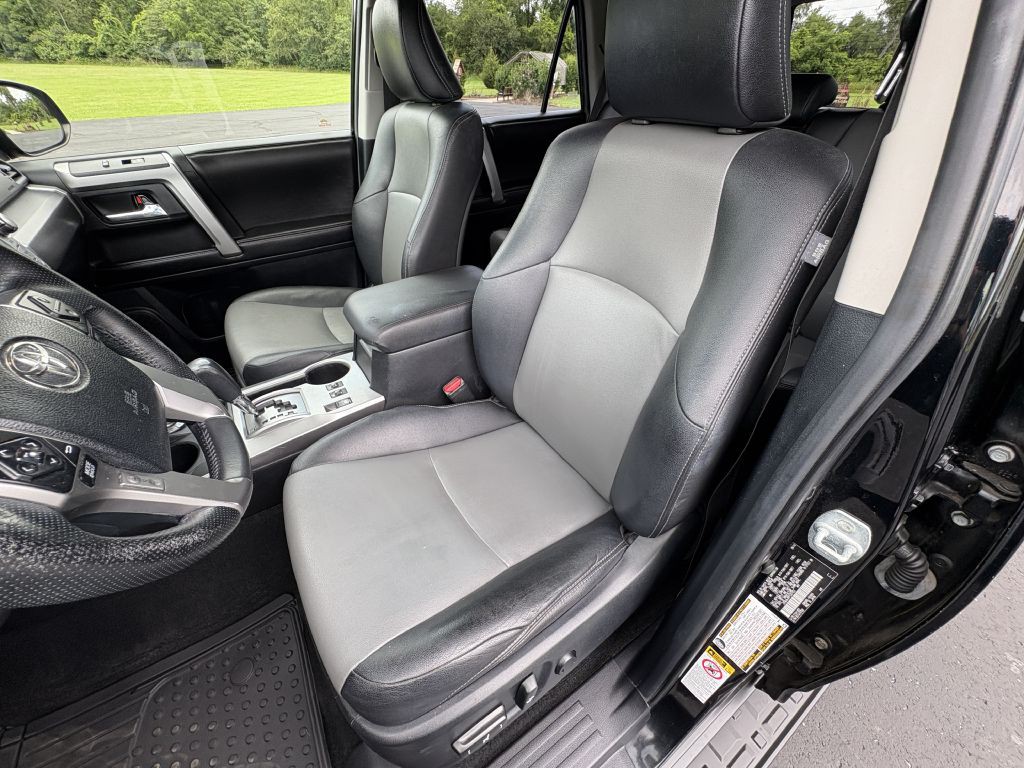 2015 Toyota 4Runner Image 11