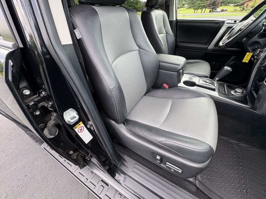 2015 Toyota 4Runner Image 12