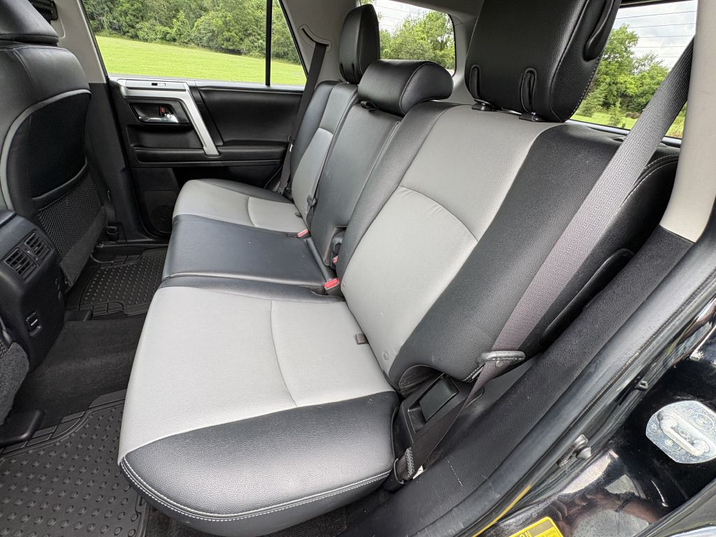 2015 Toyota 4Runner Image 15