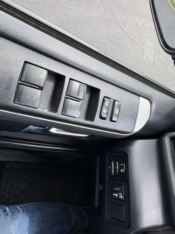 2015 Toyota 4Runner Image 24