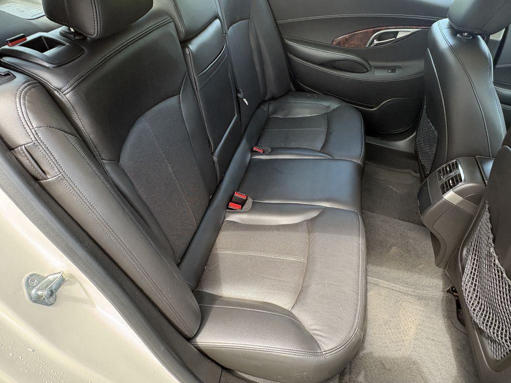 2013 Buick Lacrosse Image 17
