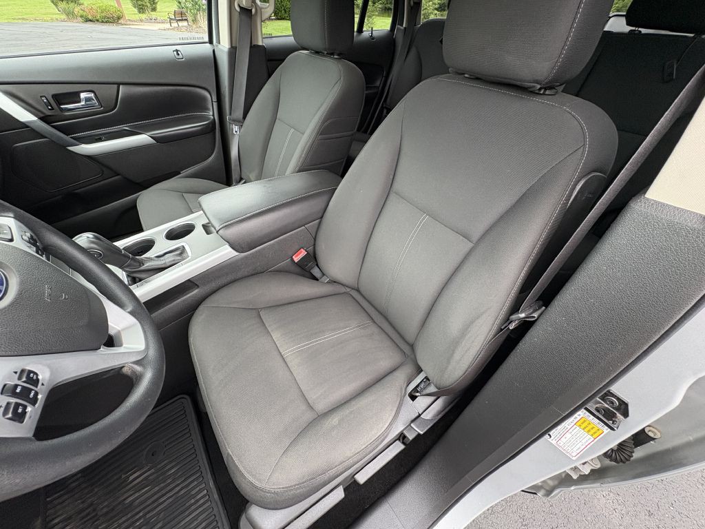 2014 Ford Edge Image 11