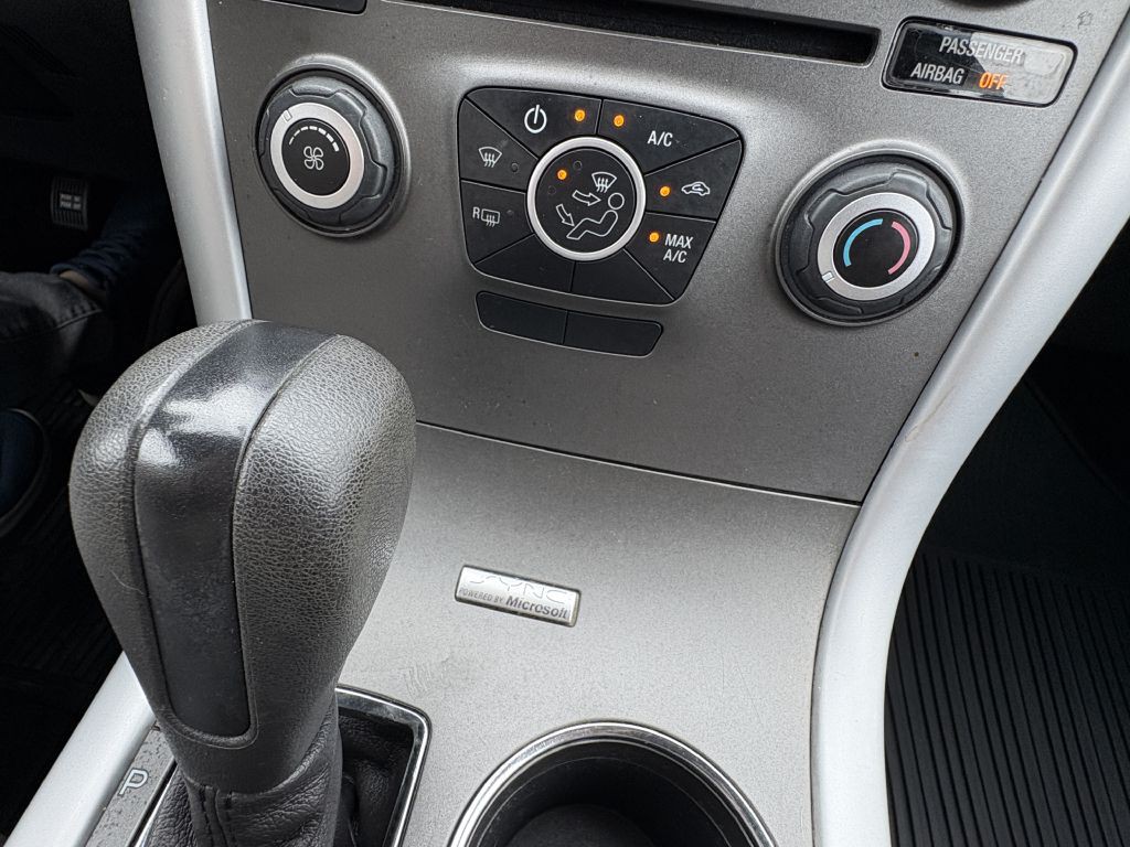 2014 Ford Edge Image 19