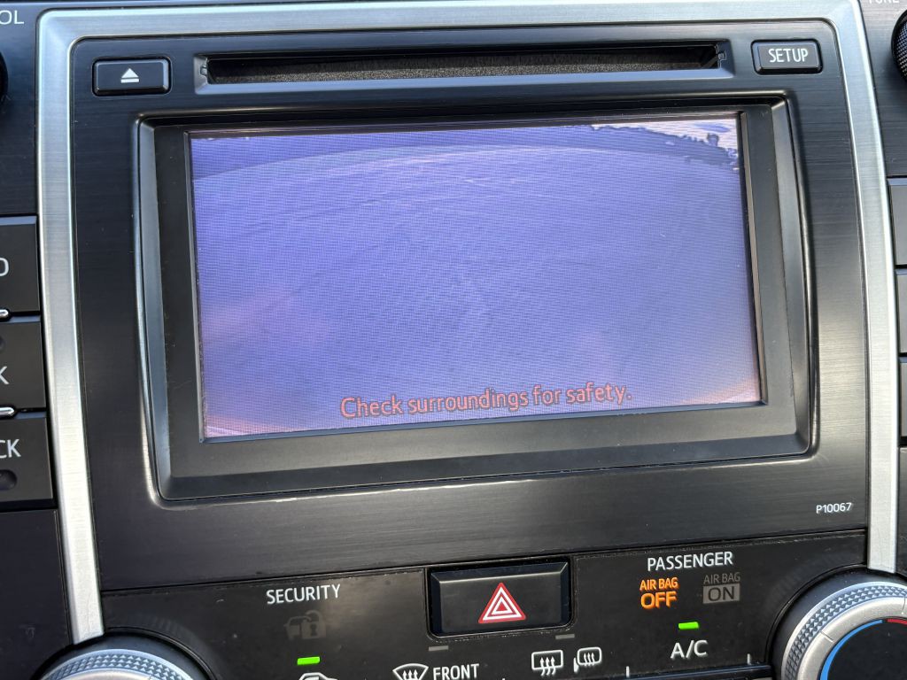 2012 Toyota Camry Image 18
