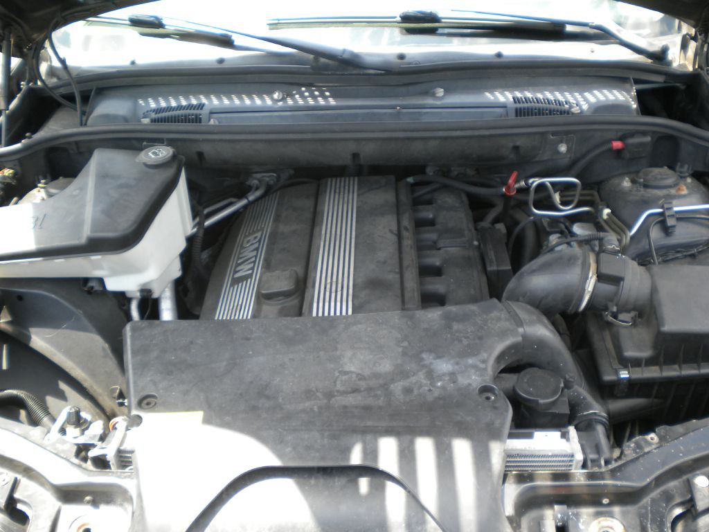 2004 BMW X5 Image 21