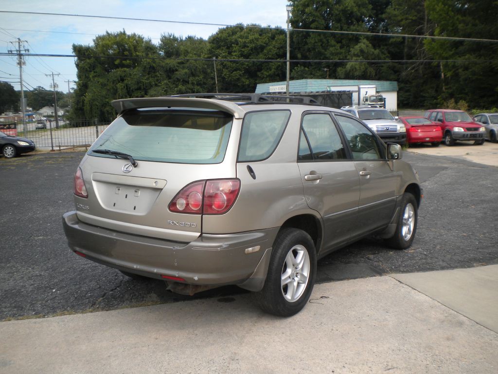 2000 Lexus RX Image 7