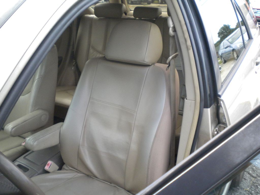 2000 Lexus RX Image 9