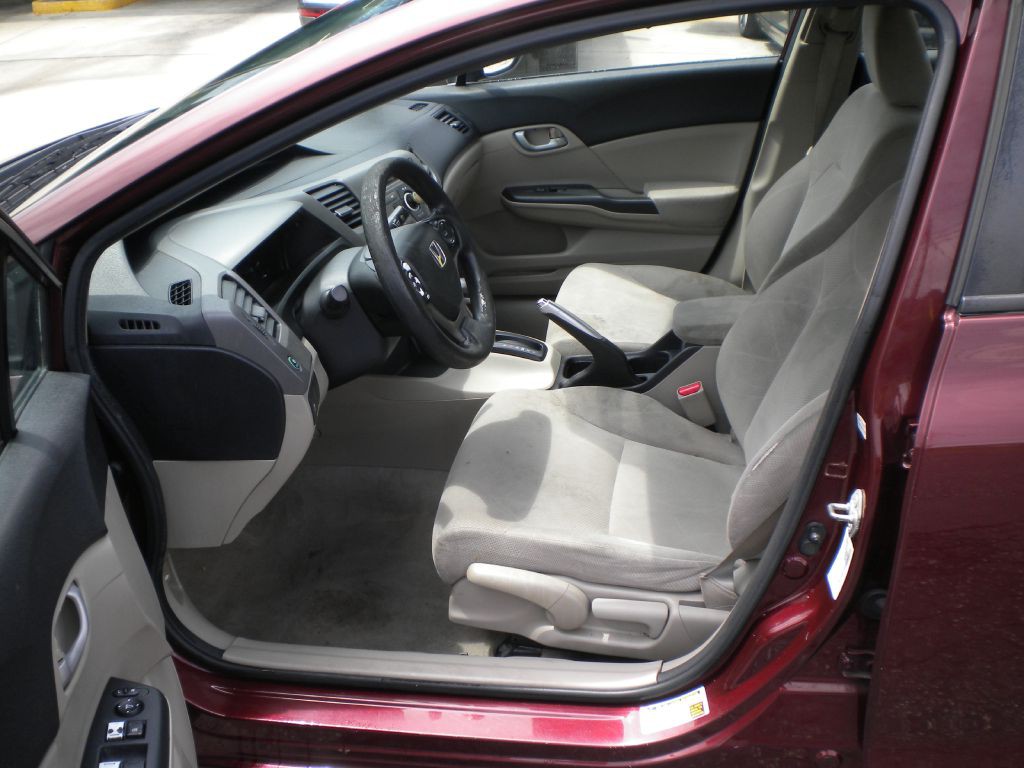 2012 Honda Civic Image 10
