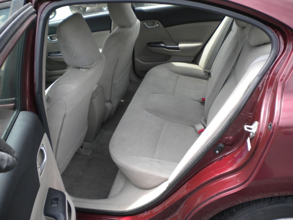 2012 Honda Civic Image 12