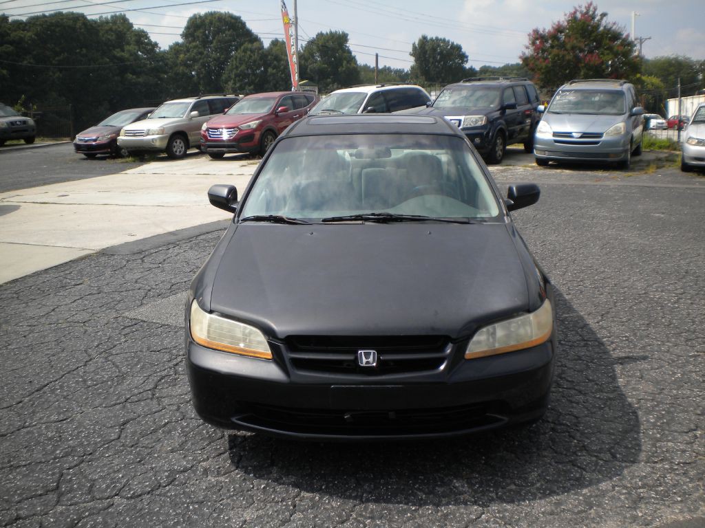 2000 Honda Accord Image 2