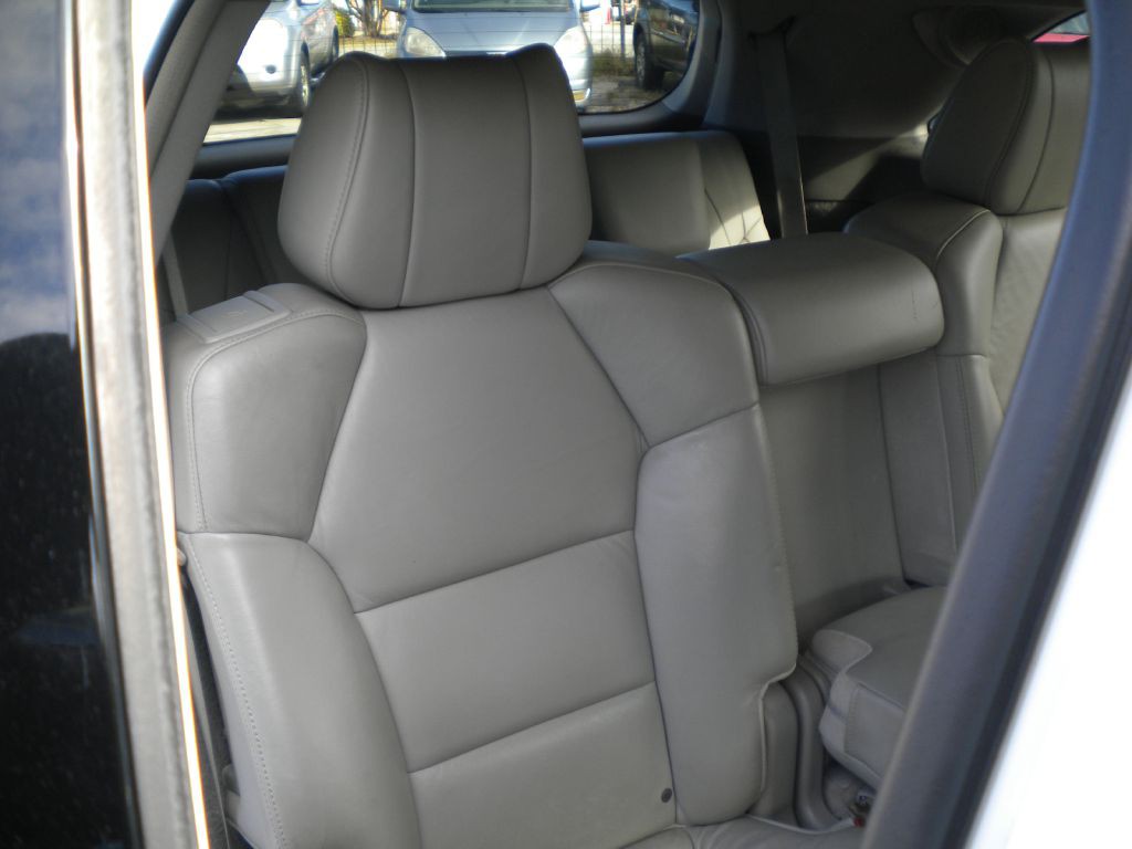 2011 Acura MDX Image 16